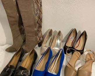 Womens 7 12  8 High heels