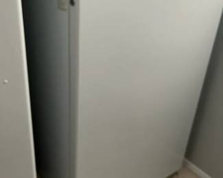 Midwa Super Sized Freezer