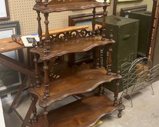 Etagere