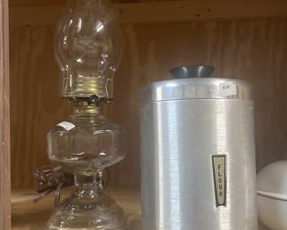 Oil lamp
