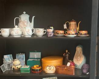 Tea sets