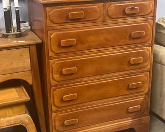 Cushman dresser