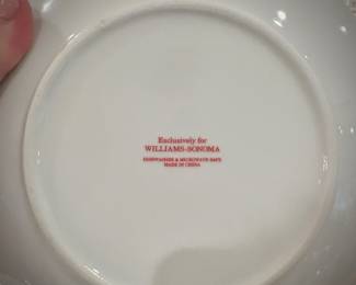 Williams Sonoma “‘Twas the Night before Christmas dessert plates and baking dishes