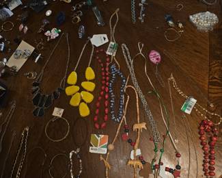 More vintage jewelry
