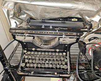Early 20th century Typewriters