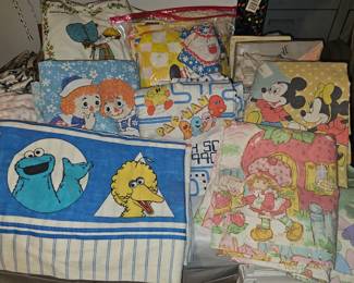 Assorted 1970s and early 80s children's bedding