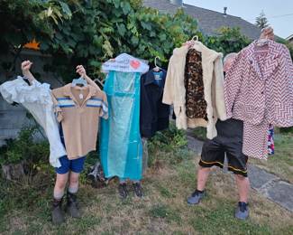 Huge variety of vintage clothing! This is a beget small sampling