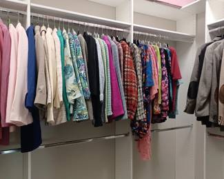 Ladies suits and jackets.  Size 16 to 18w.