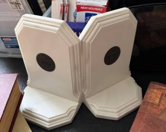Dupont Bookends