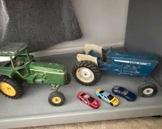 Vintage Tractors & Cars