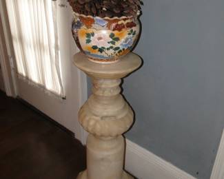 Pedestal and vase