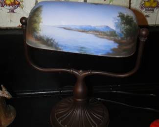 Vintage Scenic Lamp