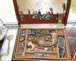 Cufflinks, tie clips