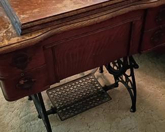 White Sewing Machine