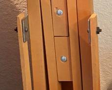 Windsor and Newton Wooden Easel
