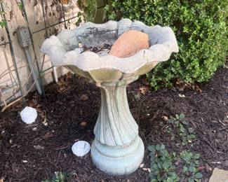 Cement bird bath