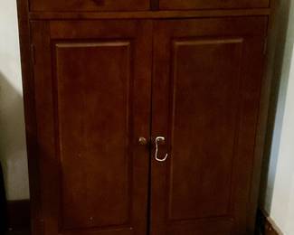 Storage cabinet