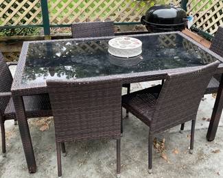 Outdoor dining set