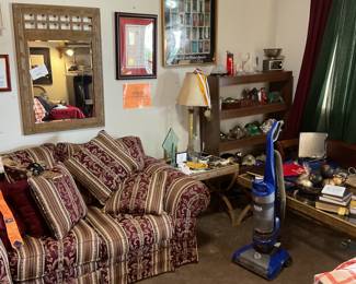 Love seat