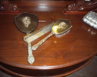 Vintage vanity set