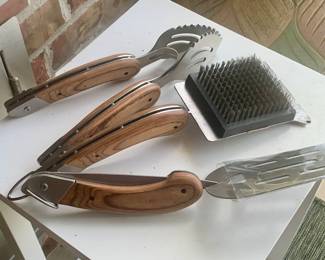 Brand new folding grill tools