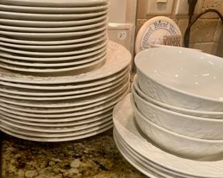 Mikasa English Countryside place settings for 12