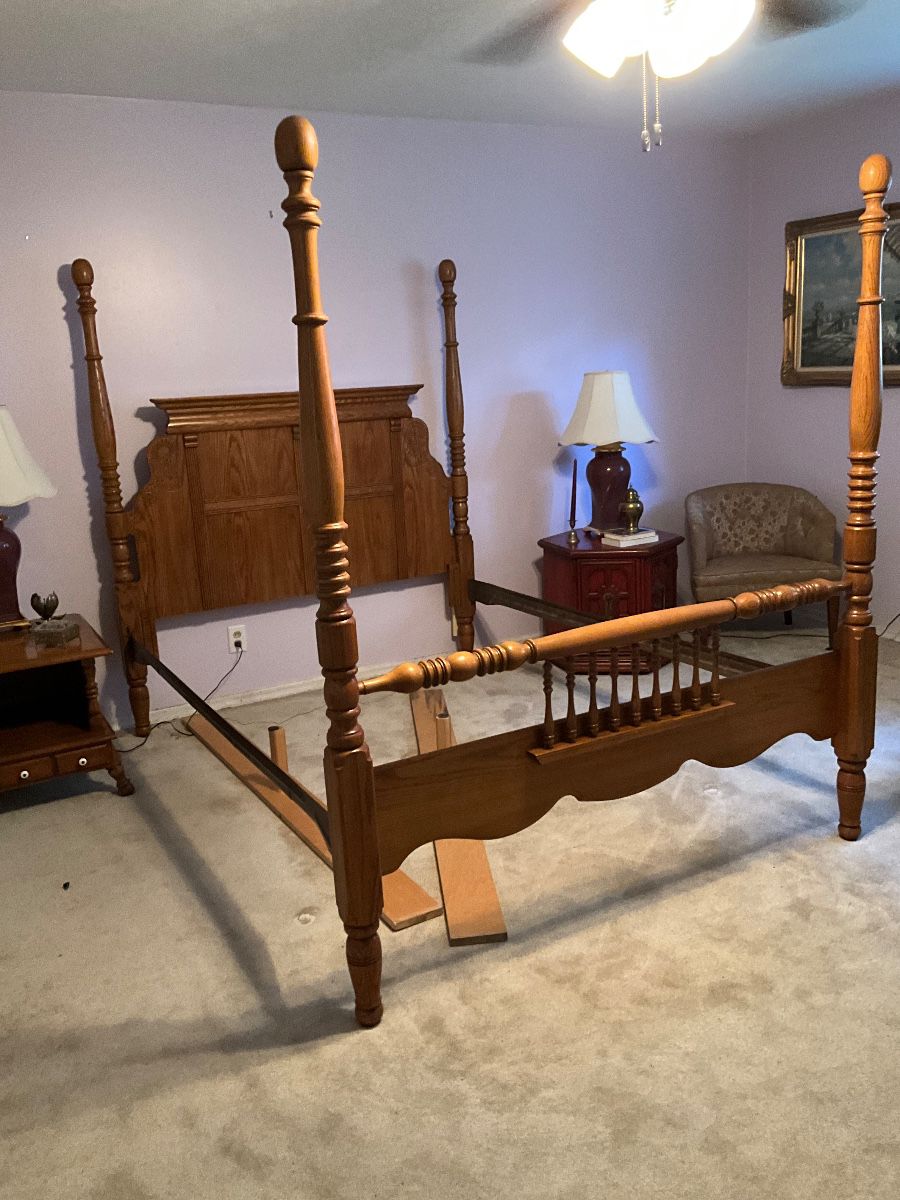 oak bed