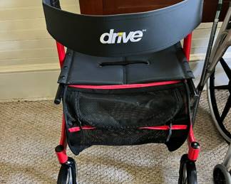 Drive Medical Rollator with Seat and Brakes