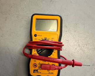 IDEAL 61-310 Digital Multimeter
