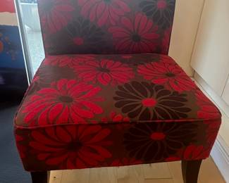 Porch & Den Pihl Floral Harvest Lounge Chair