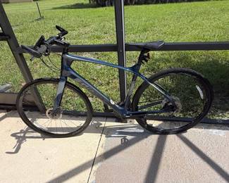 Giant FastRoad Advanced 1 Hybrid Bike