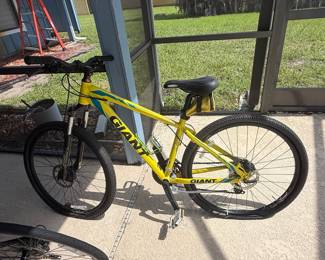 Giant Talon 2 Mountain Bike
