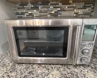 Breville Combi Wave 3-in-1 Microwave Air Fryer Toaster Oven
