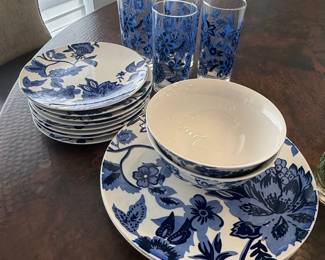 Royal Norfolk Blue Floral Dinnerware Set and Tumblers