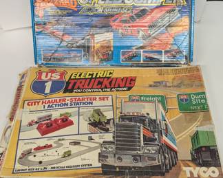 Dukes Of Hazzard / US1 Playsets