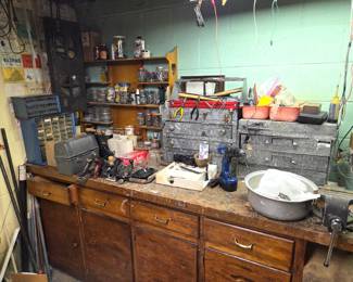All these Draws & Cabinets are chuck full of tools! So come prepared to Dig!
