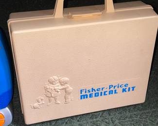 Fisher Price Medical Kit (COMPLETE!)