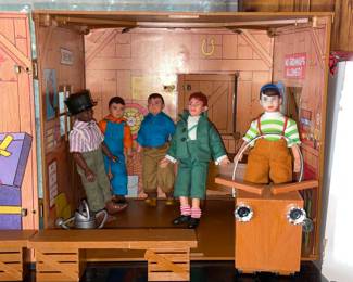 Vintage Little Rascals Our Gang Playset & 5 Figures By Mego W/ Box