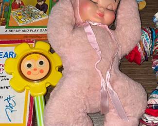 BEAUTIFUL Vintage Musical Sleepy Doll W/ Rubber Face & Originla Box