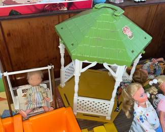 Gazebo Doll Playset