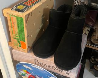 NEW Bearpaw Boots