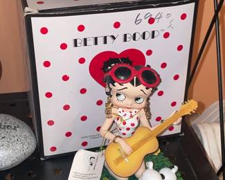 Betty Boop Figurine
