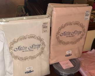 Satin Stripe Tablecloths