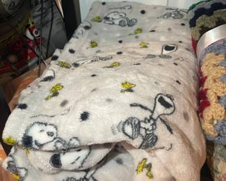 Peanuts Snoopy Blanket