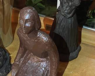 Figurines