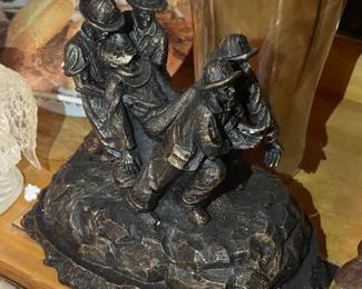 Figurine