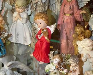 Figurines