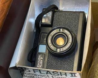 35 Flash II Camera