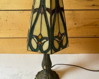 15 Vintage Stained Glass Table Lamp Cream Blue Green  Floral Motif