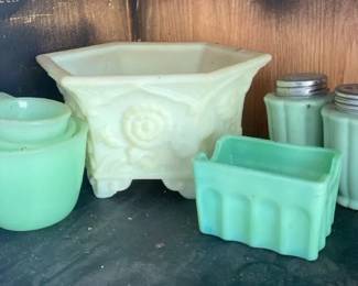 Vintage Fenton Candy Dish With Salt And Pepper Shaker And Measuring Cup